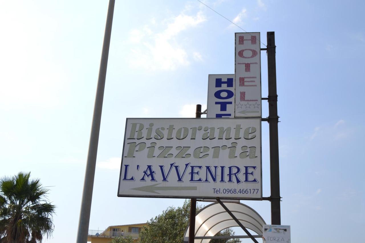 Hotel Ristorante L'Avvenire Gizzeria Luaran gambar