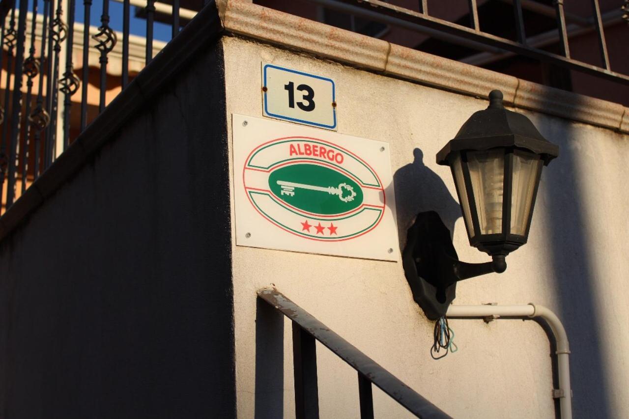 Hotel Ristorante L'Avvenire Gizzeria Luaran gambar