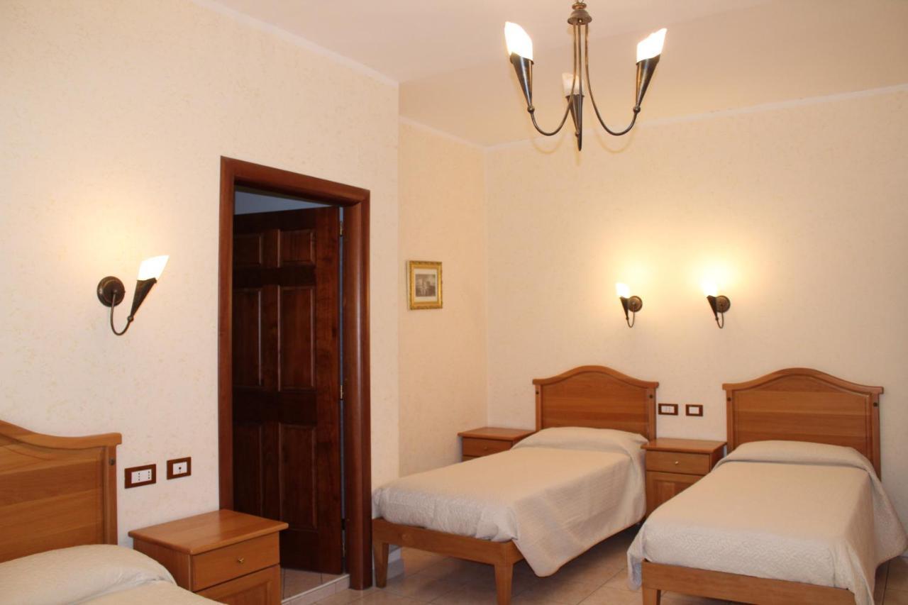 Hotel Ristorante L'Avvenire Gizzeria Luaran gambar