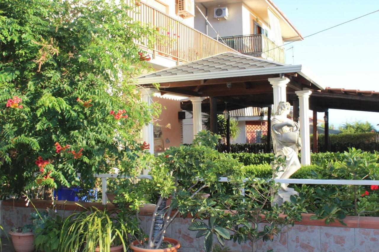 Hotel Ristorante L'Avvenire Gizzeria Luaran gambar