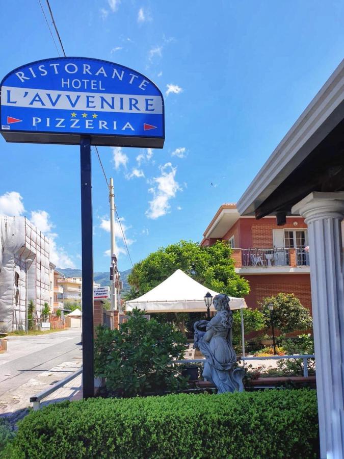 Hotel Ristorante L'Avvenire Gizzeria Luaran gambar