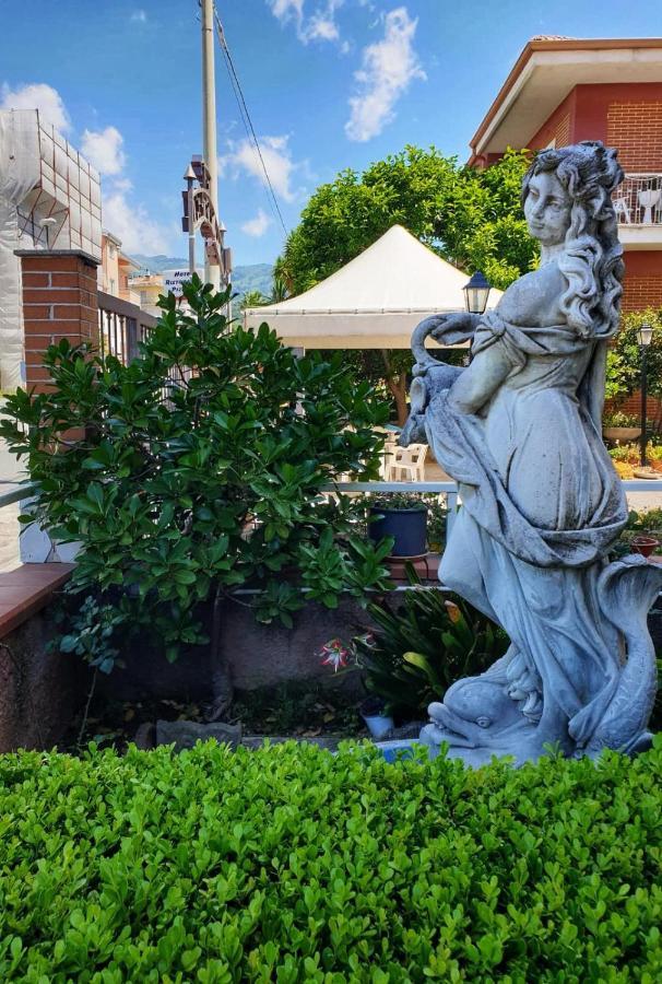 Hotel Ristorante L'Avvenire Gizzeria Luaran gambar