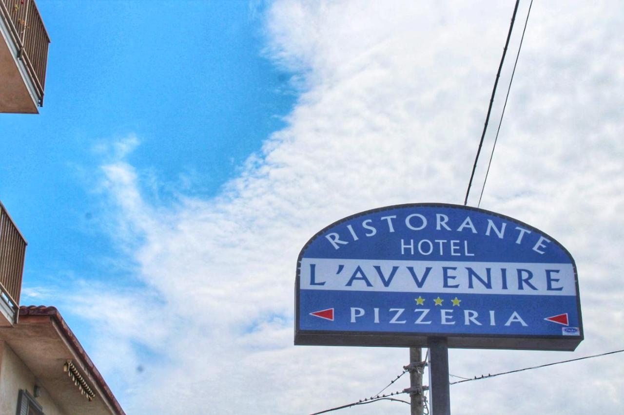 Hotel Ristorante L'Avvenire Gizzeria Luaran gambar