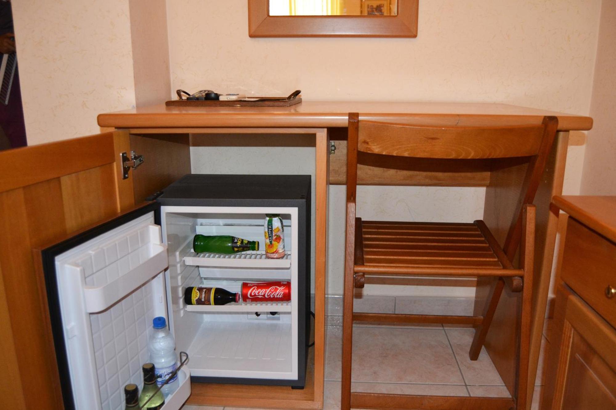Hotel Ristorante L'Avvenire Gizzeria Bilik gambar